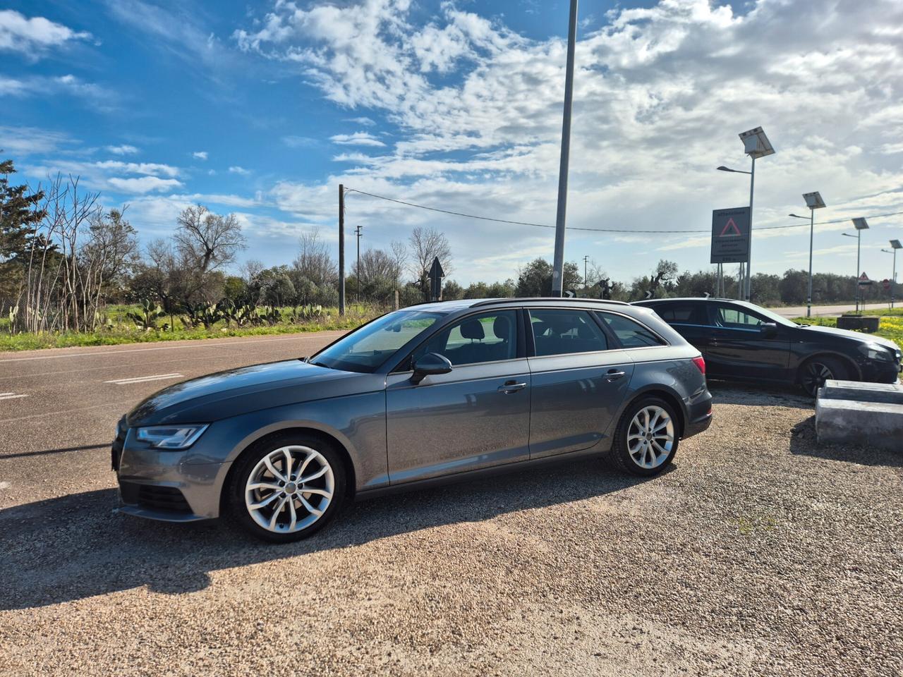 Audi A4 Avant 35 TDI S tronic Design 2019