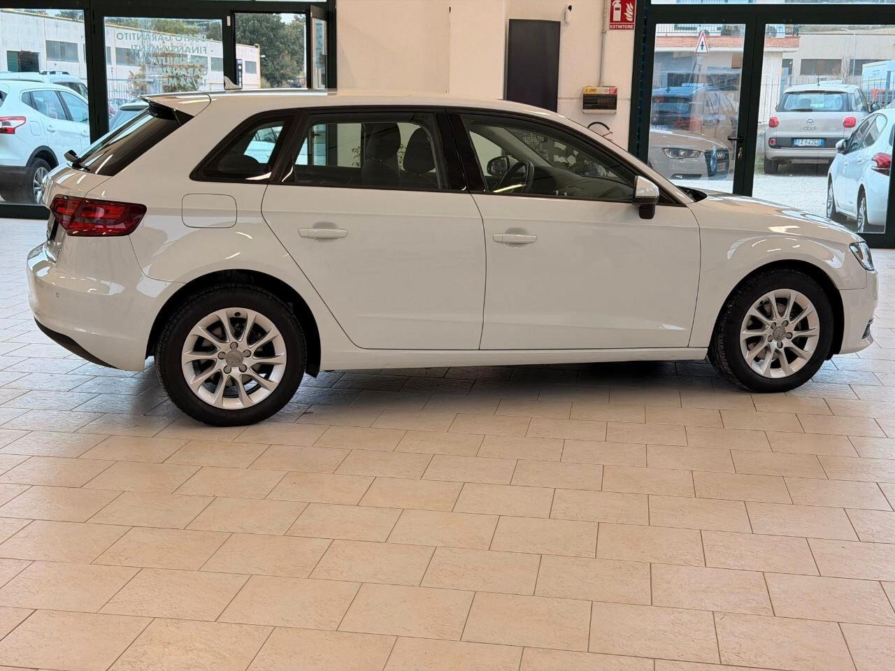 Audi A3 SPB 1.6 TDI clean diesel Ambiente
