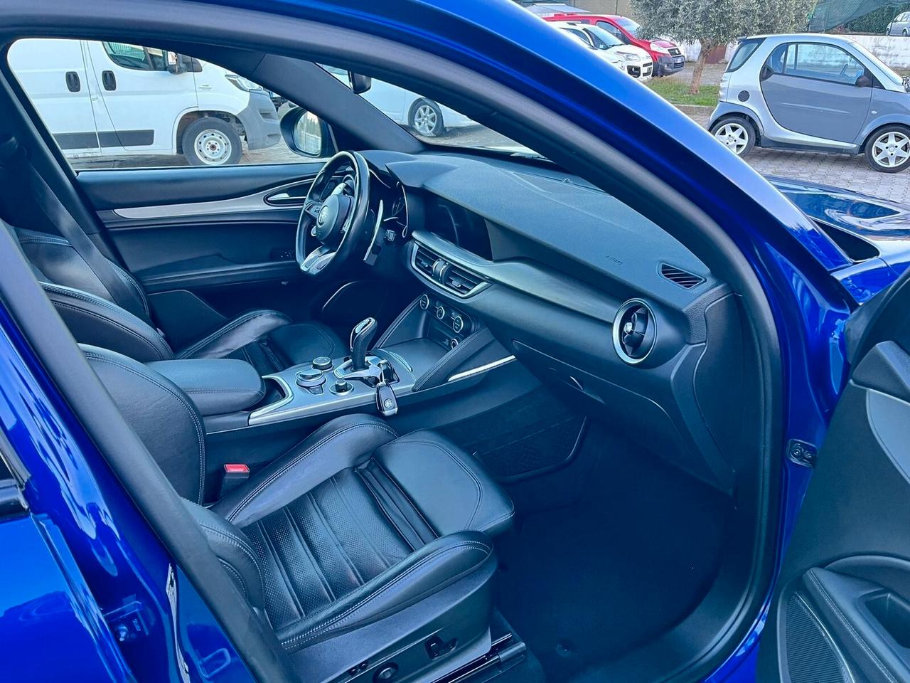 Alfa Romeo Stelvio 2.2 Turbodiesel 210 CV AT8 Q4 Veloce