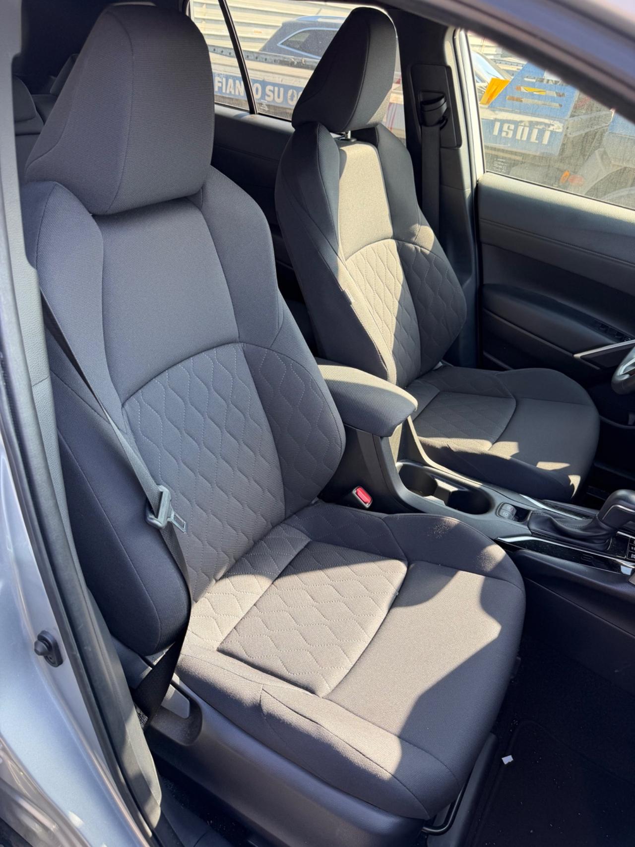 Toyota Corolla Cross 1.8 Hybrid 140CV SINISTRATA