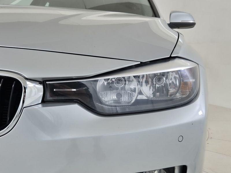 BMW Serie 3 Touring Serie 3 F31 2012 Touring Diese 318d Touring