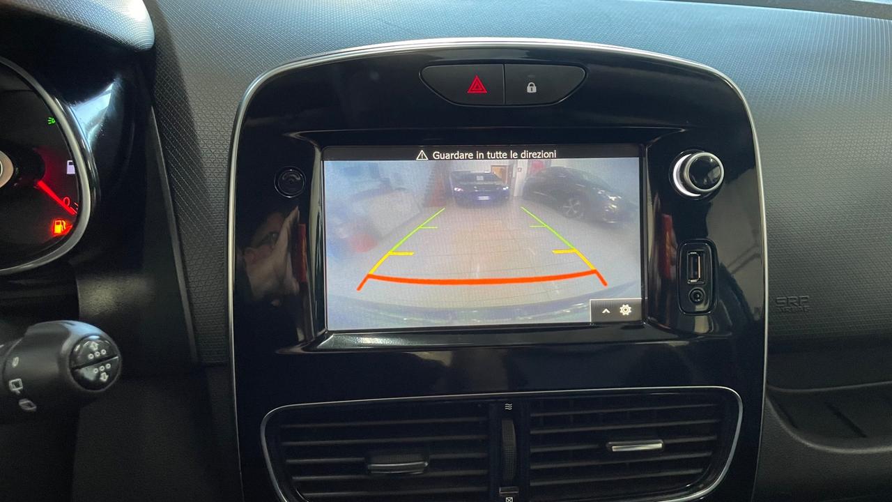 Renault Clio TCe 120CV EDC Start&Stop 5 porte Energy Intens
