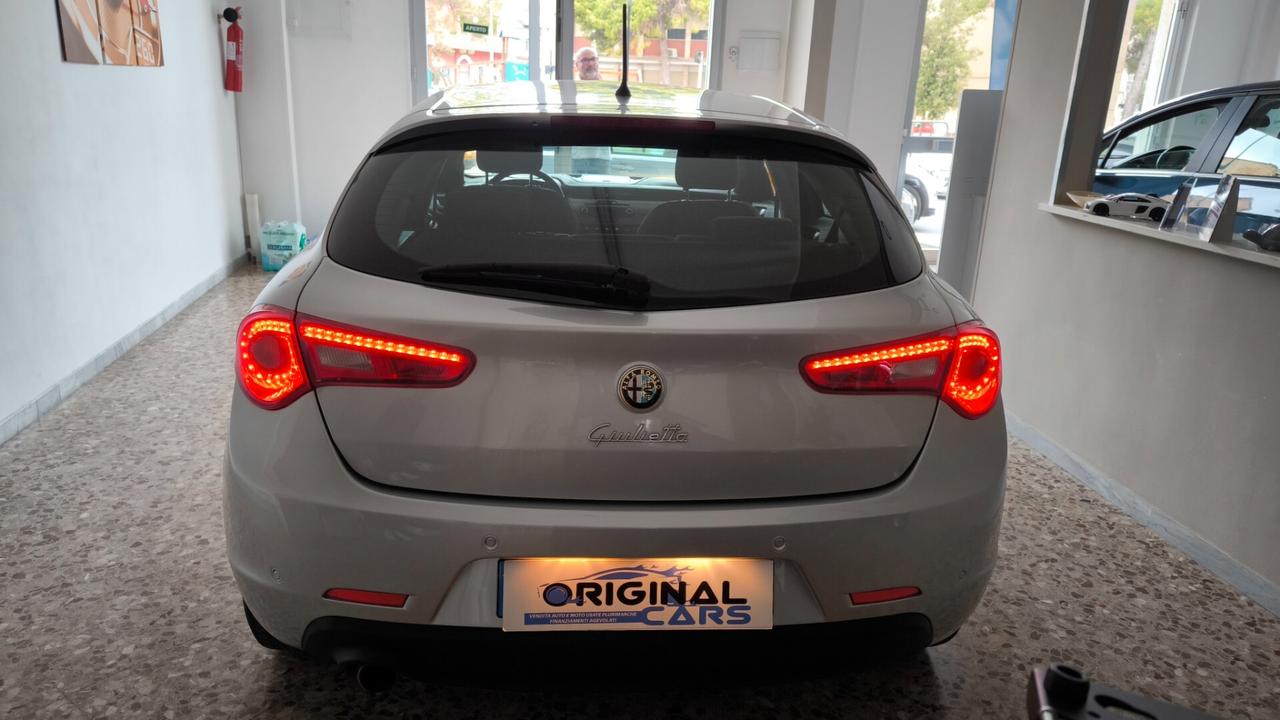 Alfa Romeo Giulietta 1.6 JTDm-2 105 CV Progression