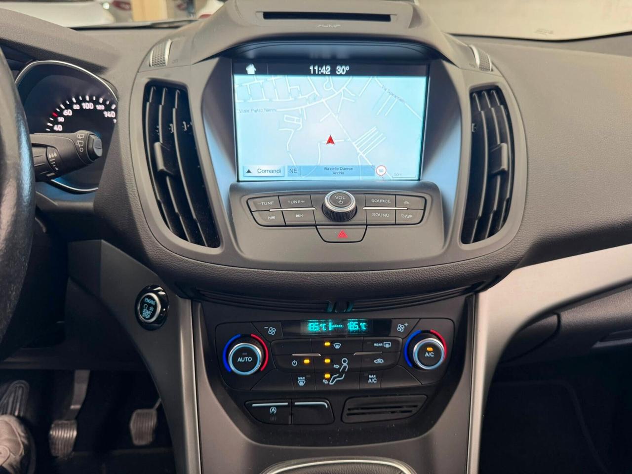 FORD KUGA 1.5 TDCI 120 CV. 2WD TITANIUM NAVI+CERCHI
