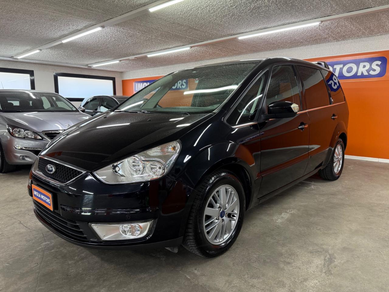 Ford Galaxy 2.0 da 140 CV - Gancio Traino Estraibile 7 posti