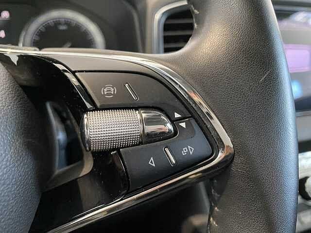 SKODA Karoq 1.0 TSI 110 CV Executive