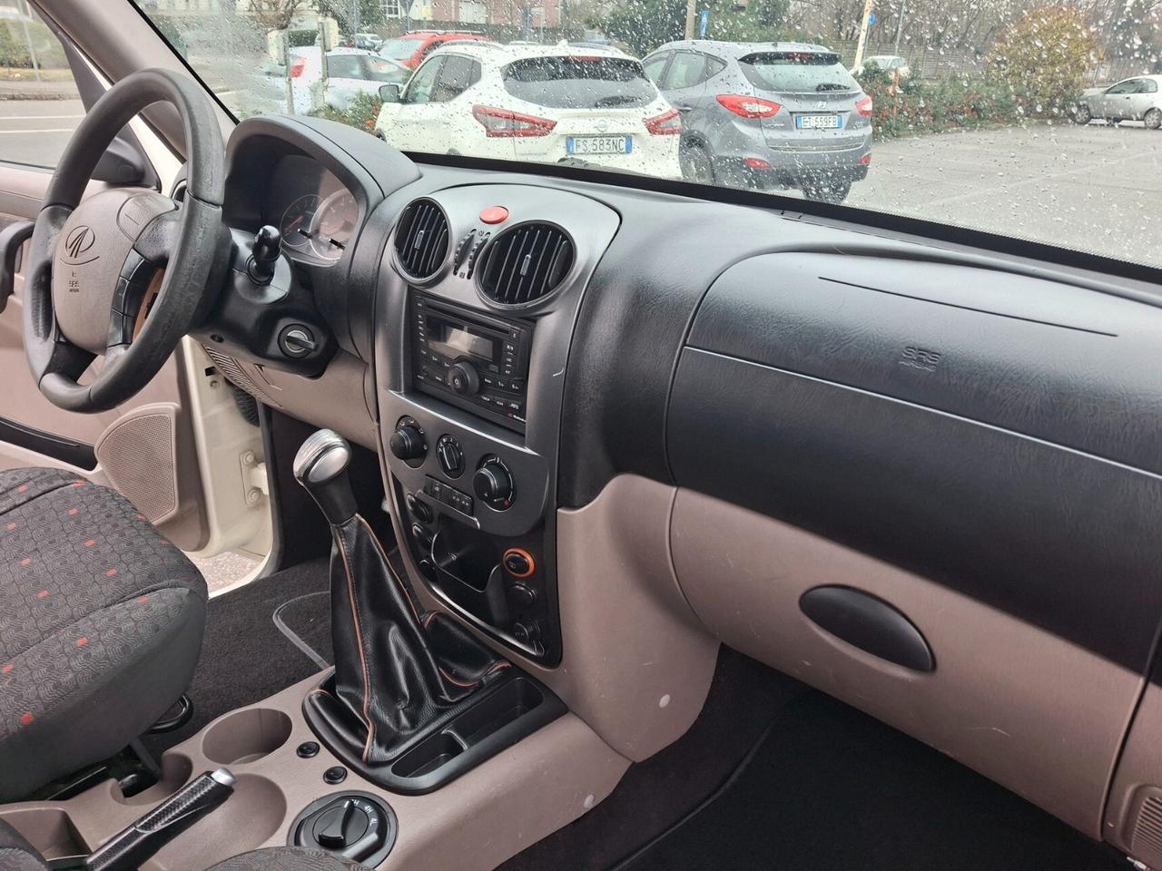 Mahindra Goa 2.2 CRDe 16V 4WD DC Pick-Up