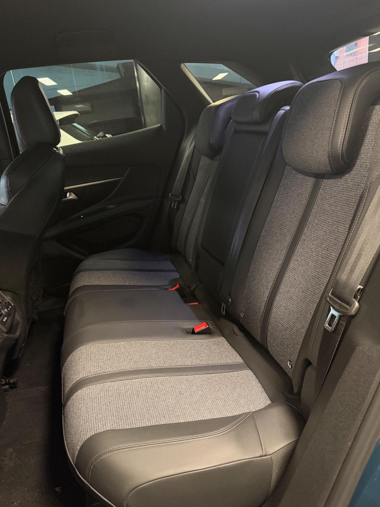 Peugeot 3008 PureTech Turbo 130 S&S Allure Pack