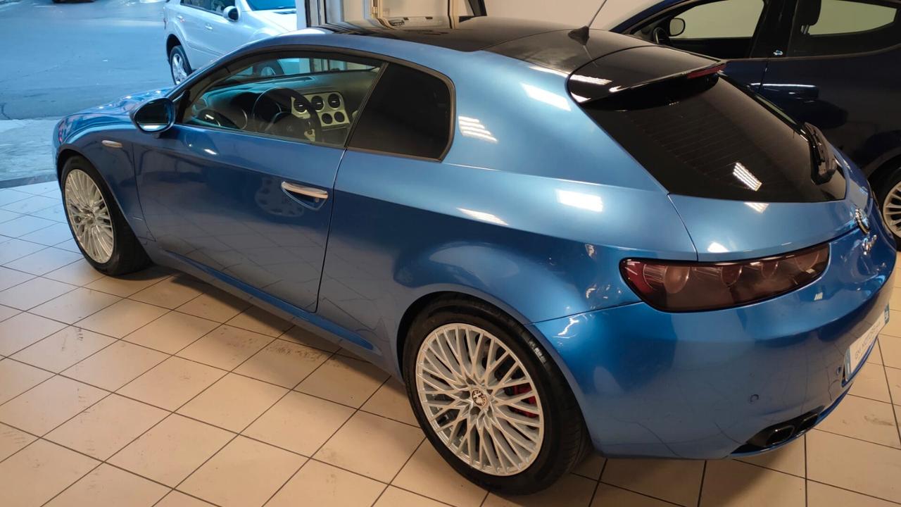 Alfa Romeo Brera 2.4 JTDm 20V 210CV Sky Window