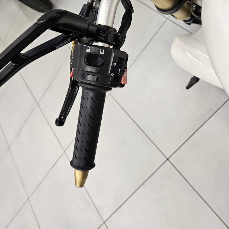 Triumph Speed Triple 1050 - 2005