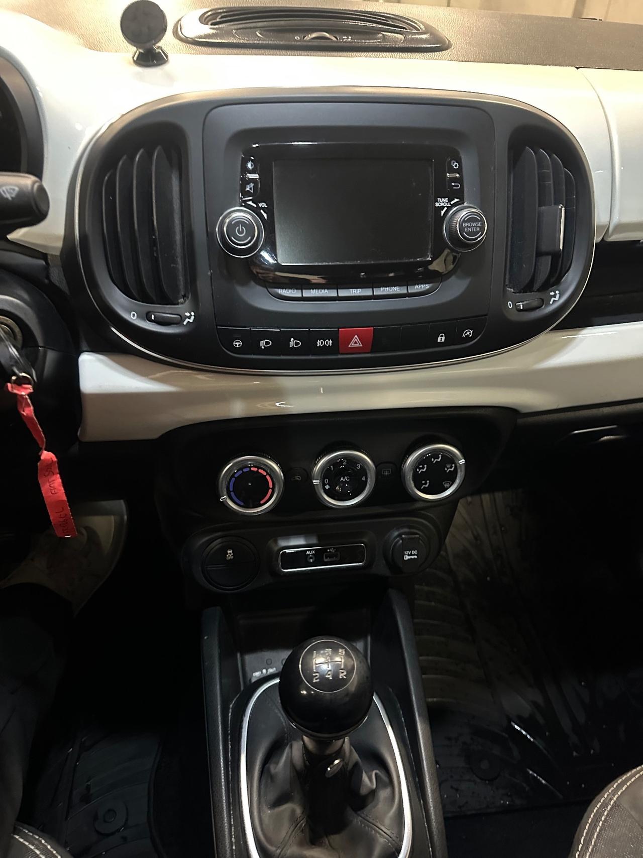 Fiat 500L 1.6 Multijet 120 CV Mirror