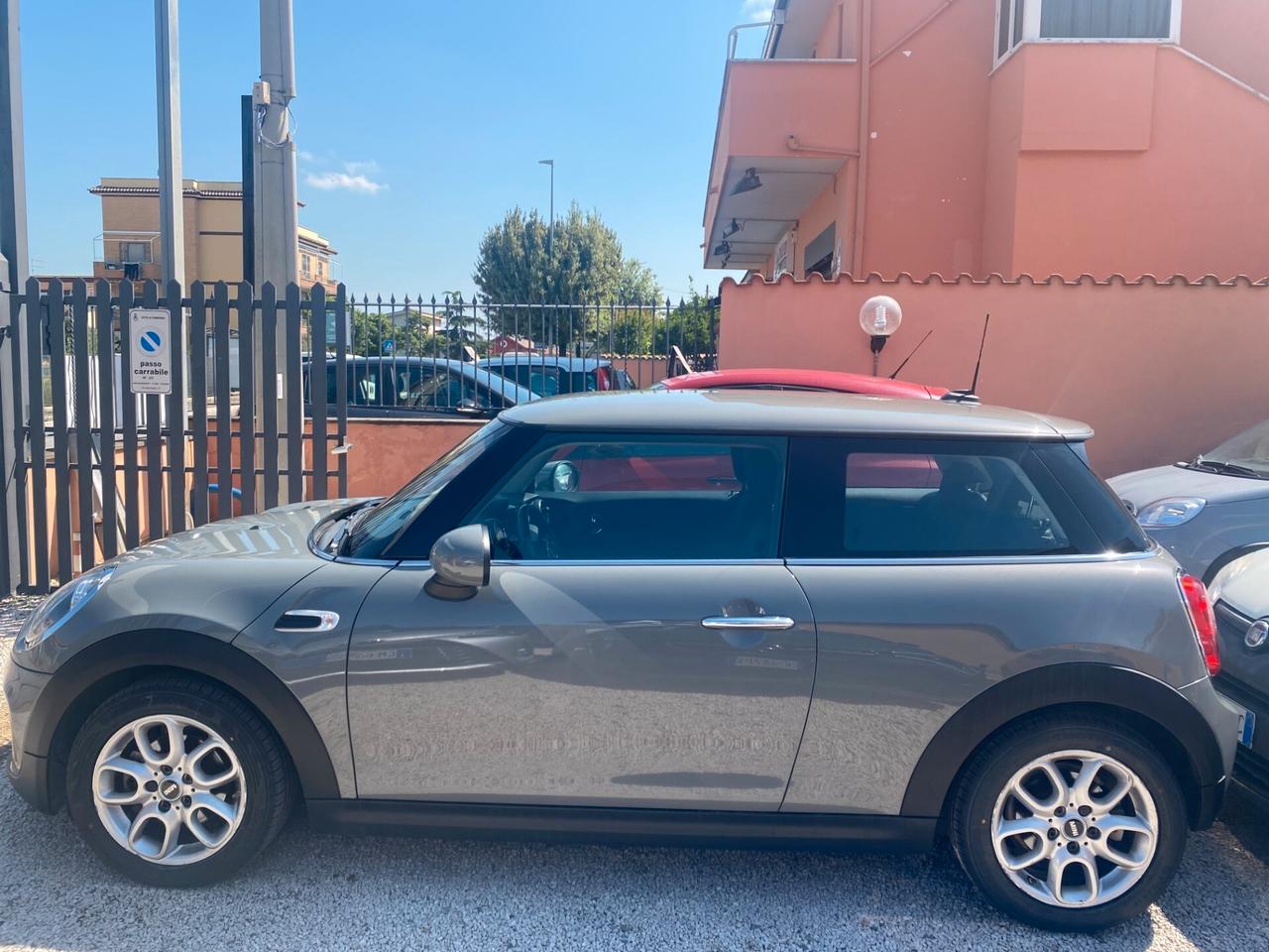 MINI CooperD 3p. 1.5 116Cv Autom Business NAVI -