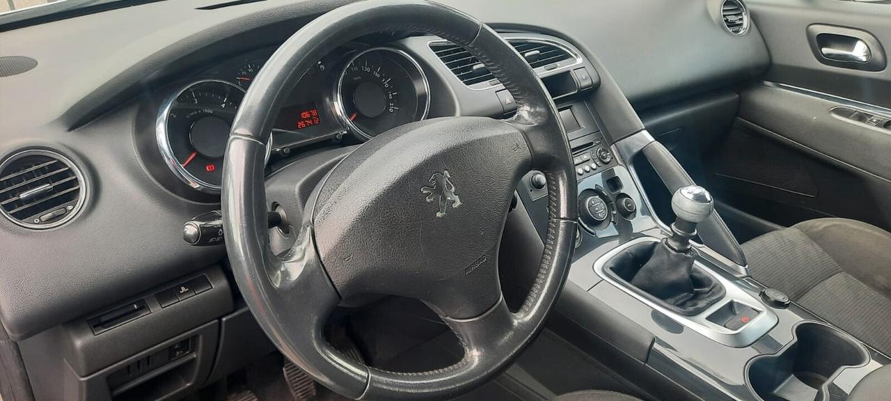 Peugeot 3008 1.6 HDi 112CV Access