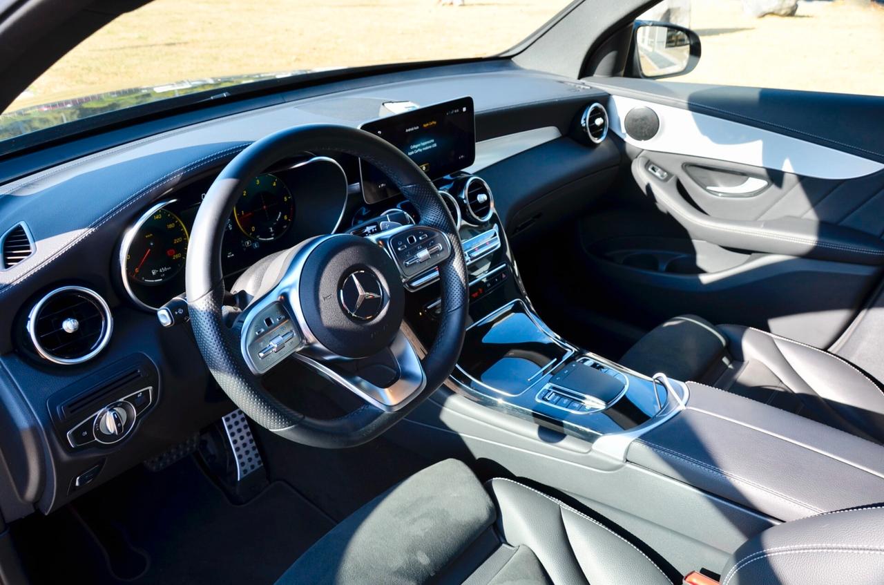 MERCEDES-BENZ GLC COUPE 300d PREMIUM AMG 4MATIC 245cv AUTO, UNICOPROP, SERVICE MERCEDES, UFF ITALIANA, EURO 6D, TETTO, NIGHT PACK, FARI LED, RETROCAMERA, PERMUTE