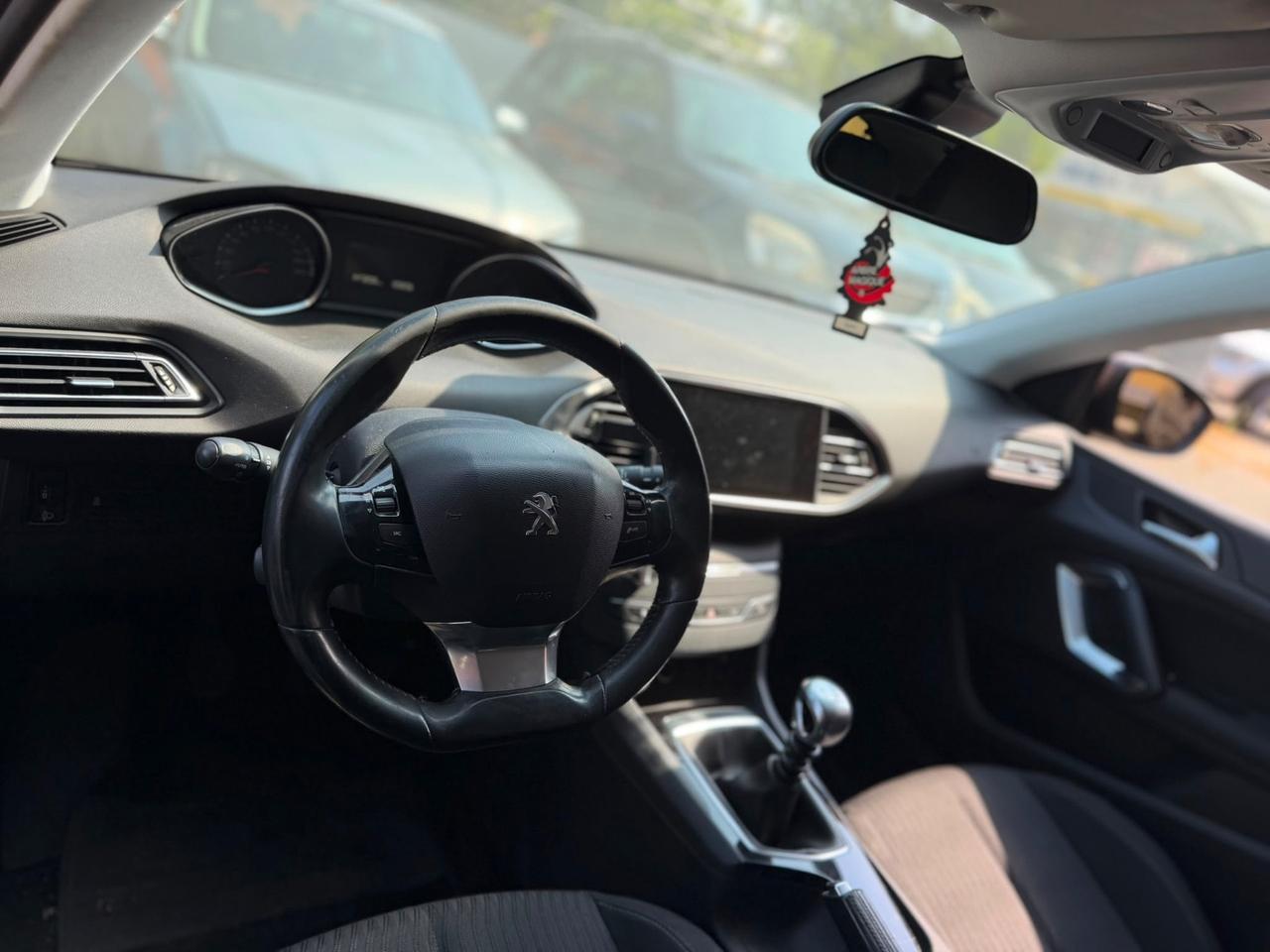 Peugeot 308 1.6 THP 125 CV Allure