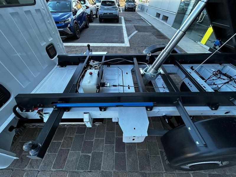 Renault Master T35 2.0 BluedCi 130CV PM Cabinato Ribaltabile Trilaterale