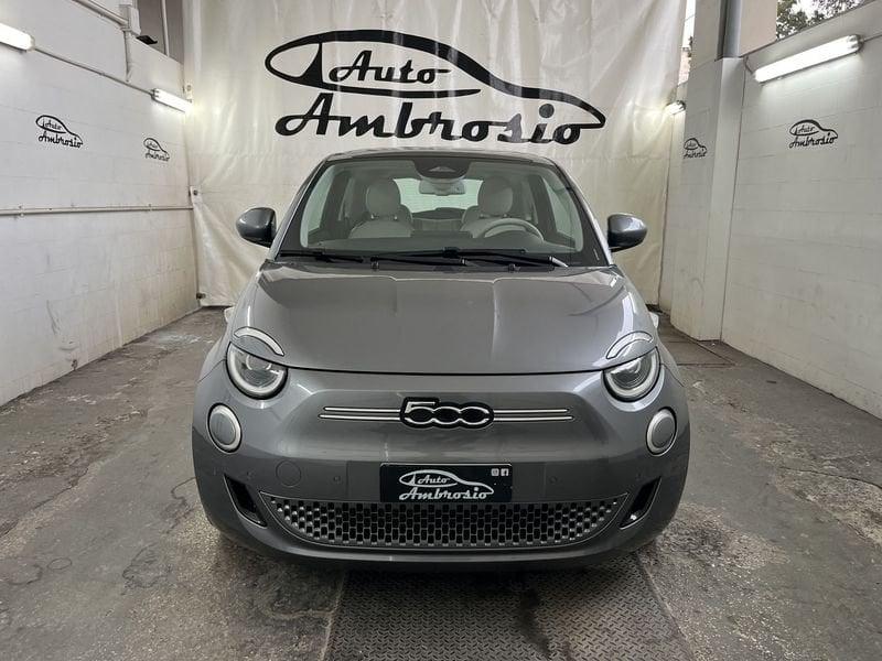 FIAT 500 500e Berlina 42 kWh La Prima TUA DA 149,00 EURO AL MESE