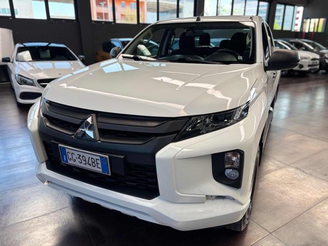 MITSUBISHI L200 2.3 D Double Cab 4x4 Easy Select Invite Connect