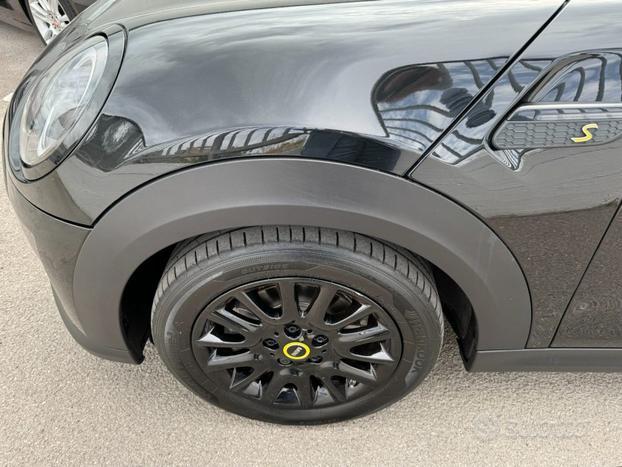 MINI Cooper SE Classic