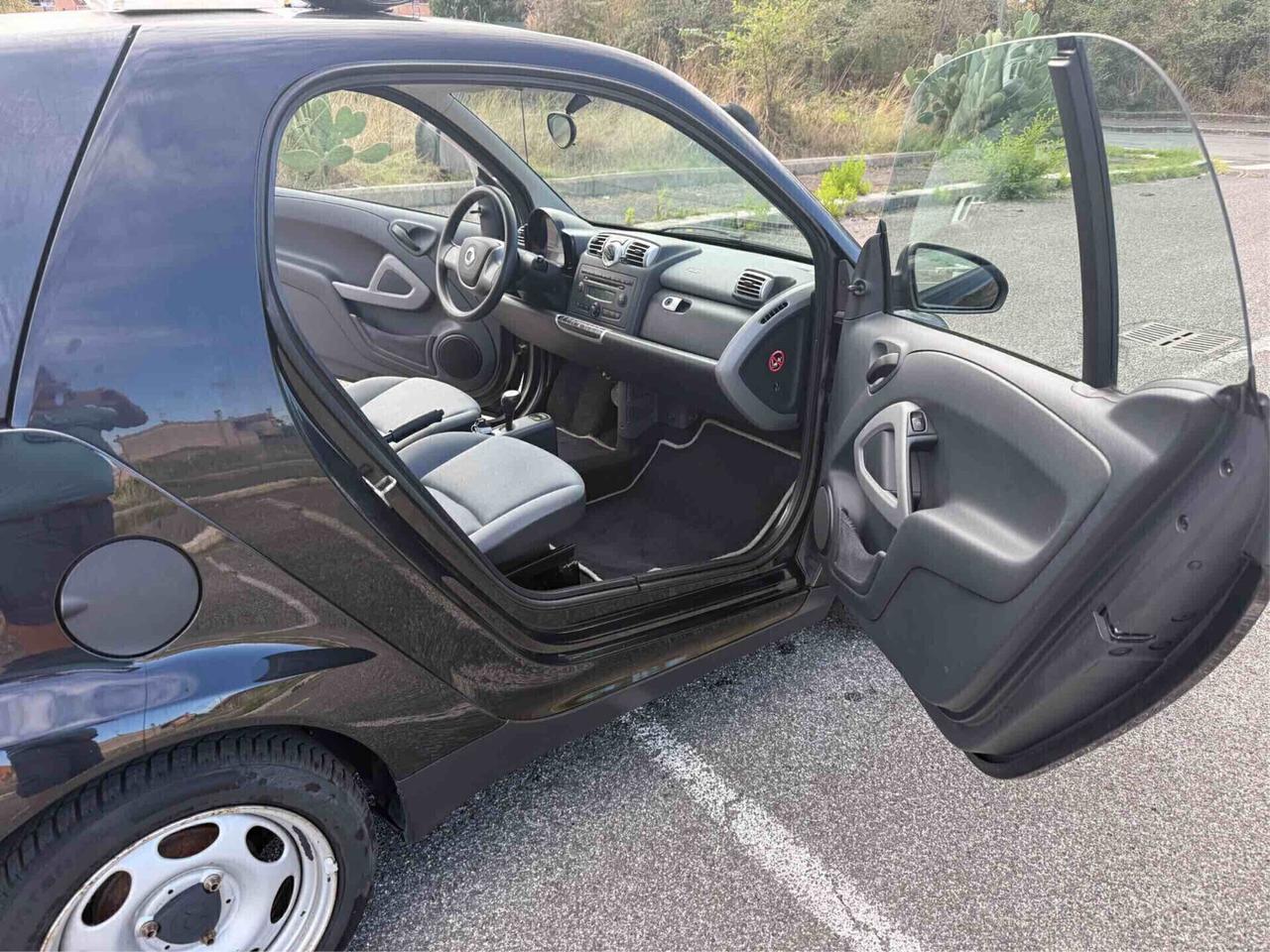 Smart 451 euro 5 neopatentati 85000 km garanzia permute