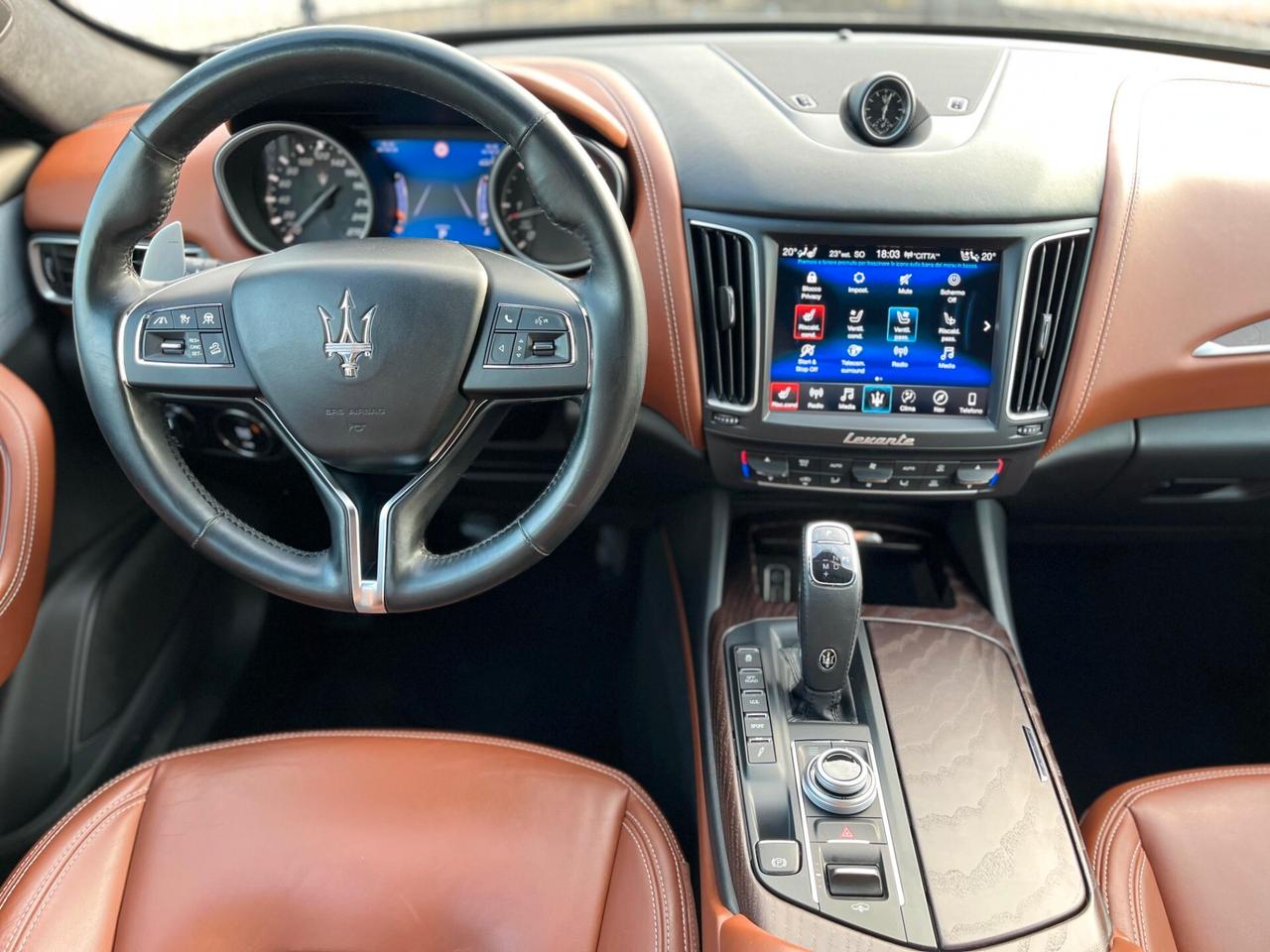 MASERATI LEVANTE 250cv AWD GRANLUSSO