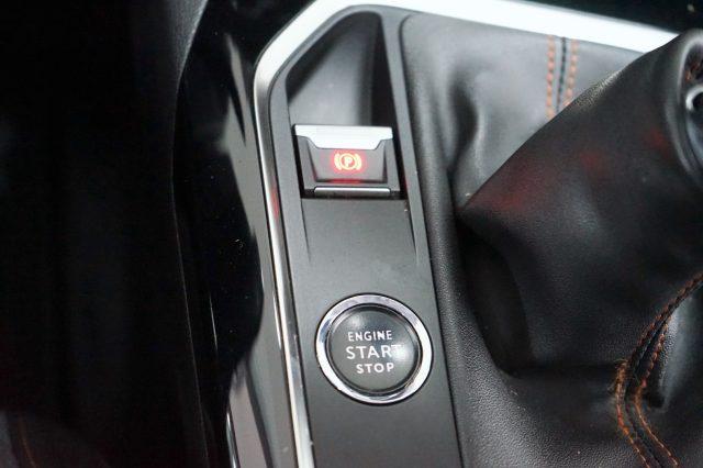 PEUGEOT 3008 BlueHDi 130 S&S Business
