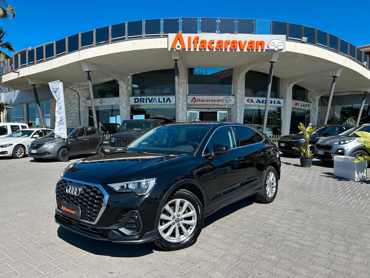 Audi Q3 Sportback 35 2.0 tdi s-tronic