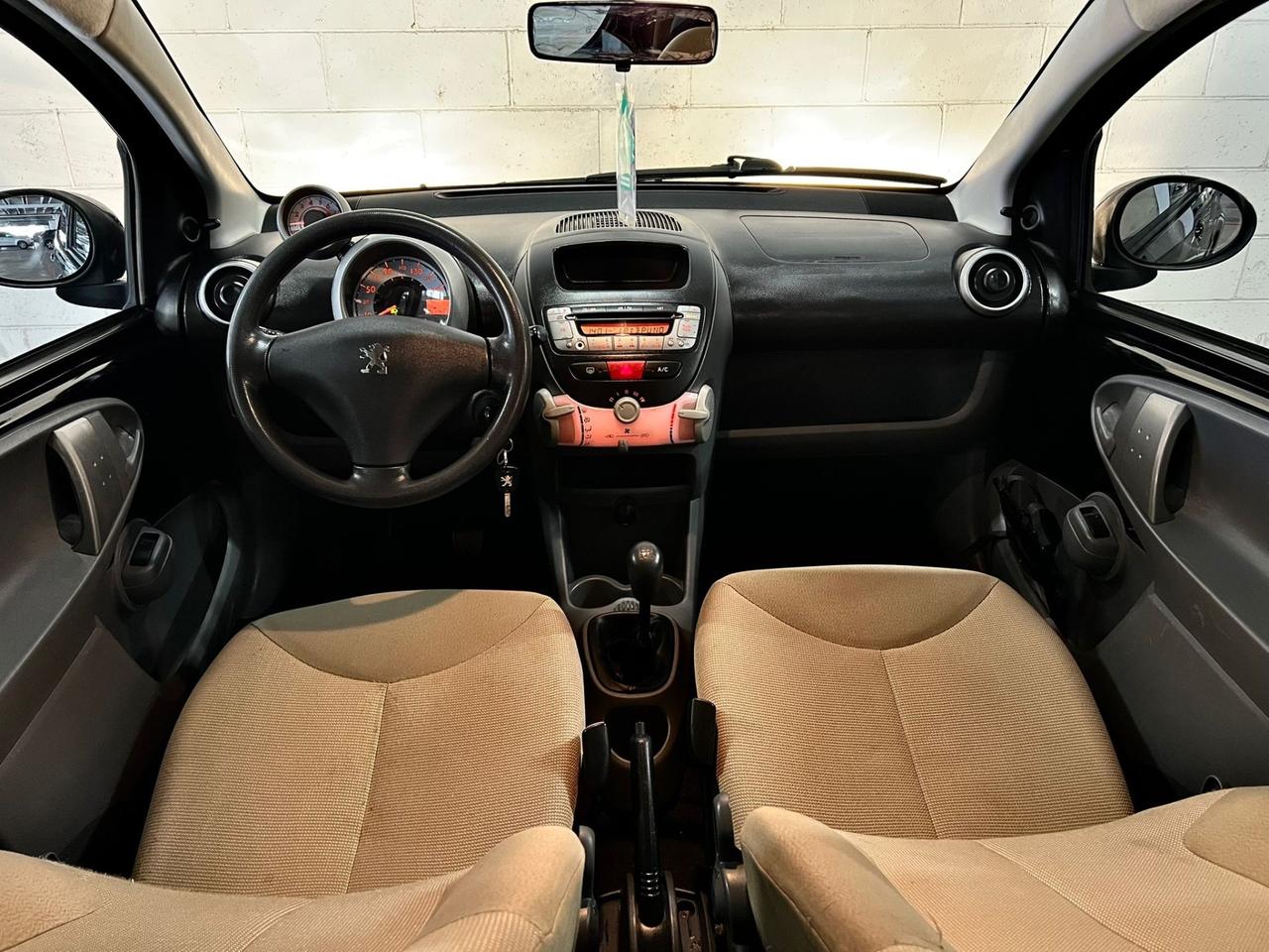 Peugeot 107 1.0 68CV 5p. Sweet Years