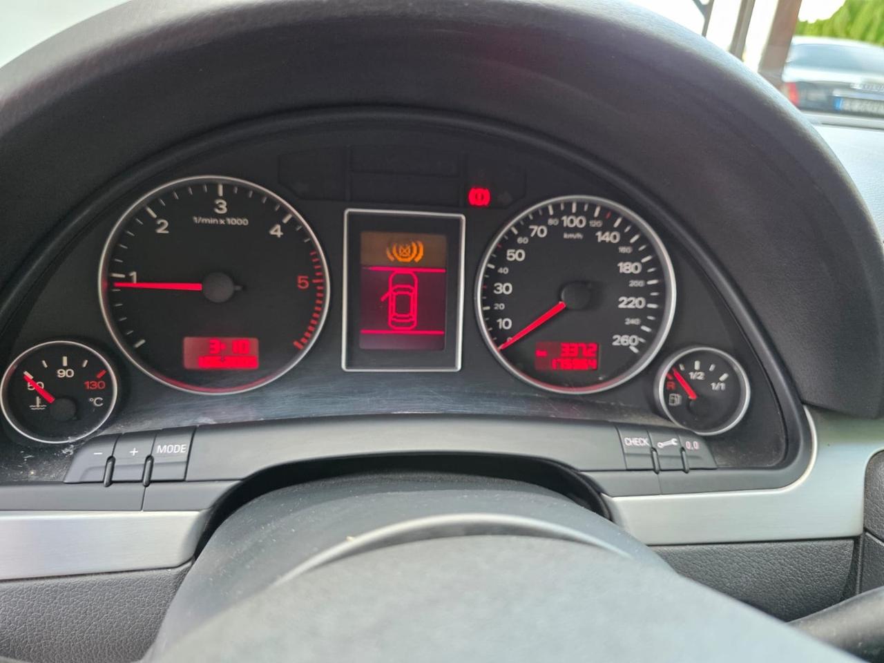 Audi A4 2.0 16V TDI Avant Top