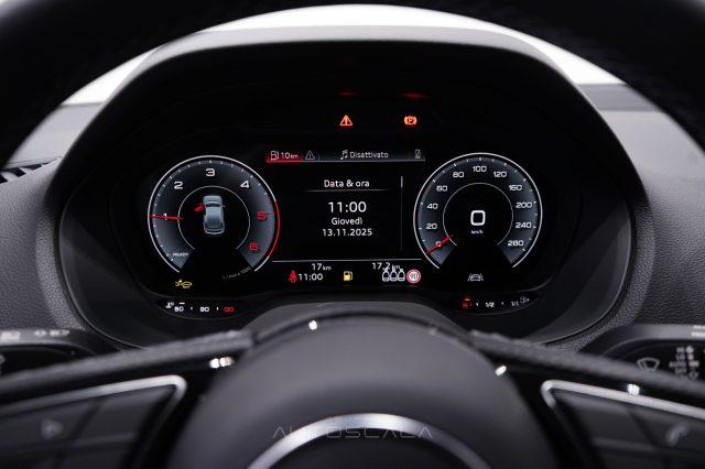 AUDI Q2 30 TDI 116cv S Line Edition Identity Black