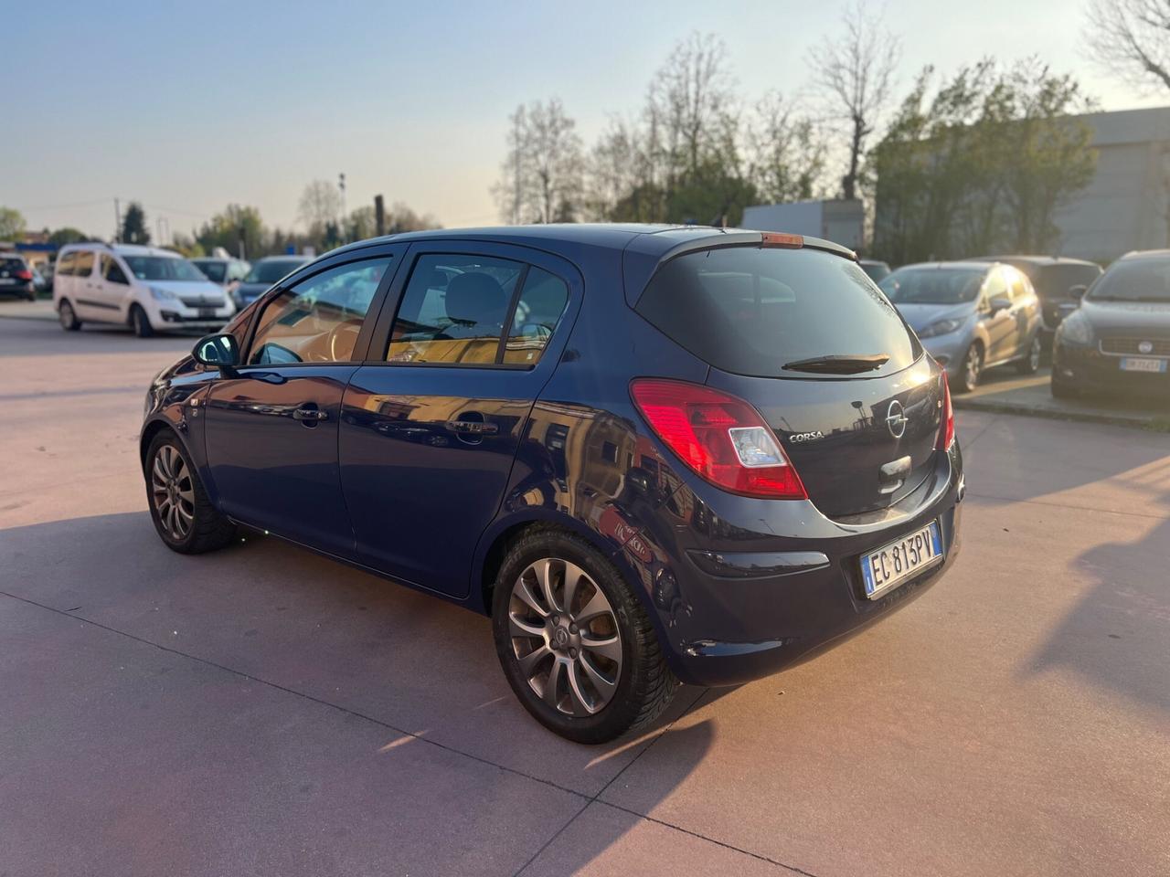 Opel Corsa 1.2 80CV 5 porte GPL-TECH Club