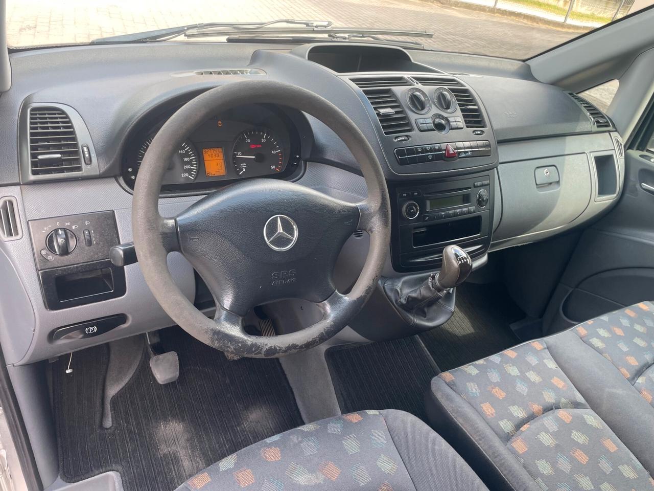 Mercedes-benz Vito 9 posti manuale