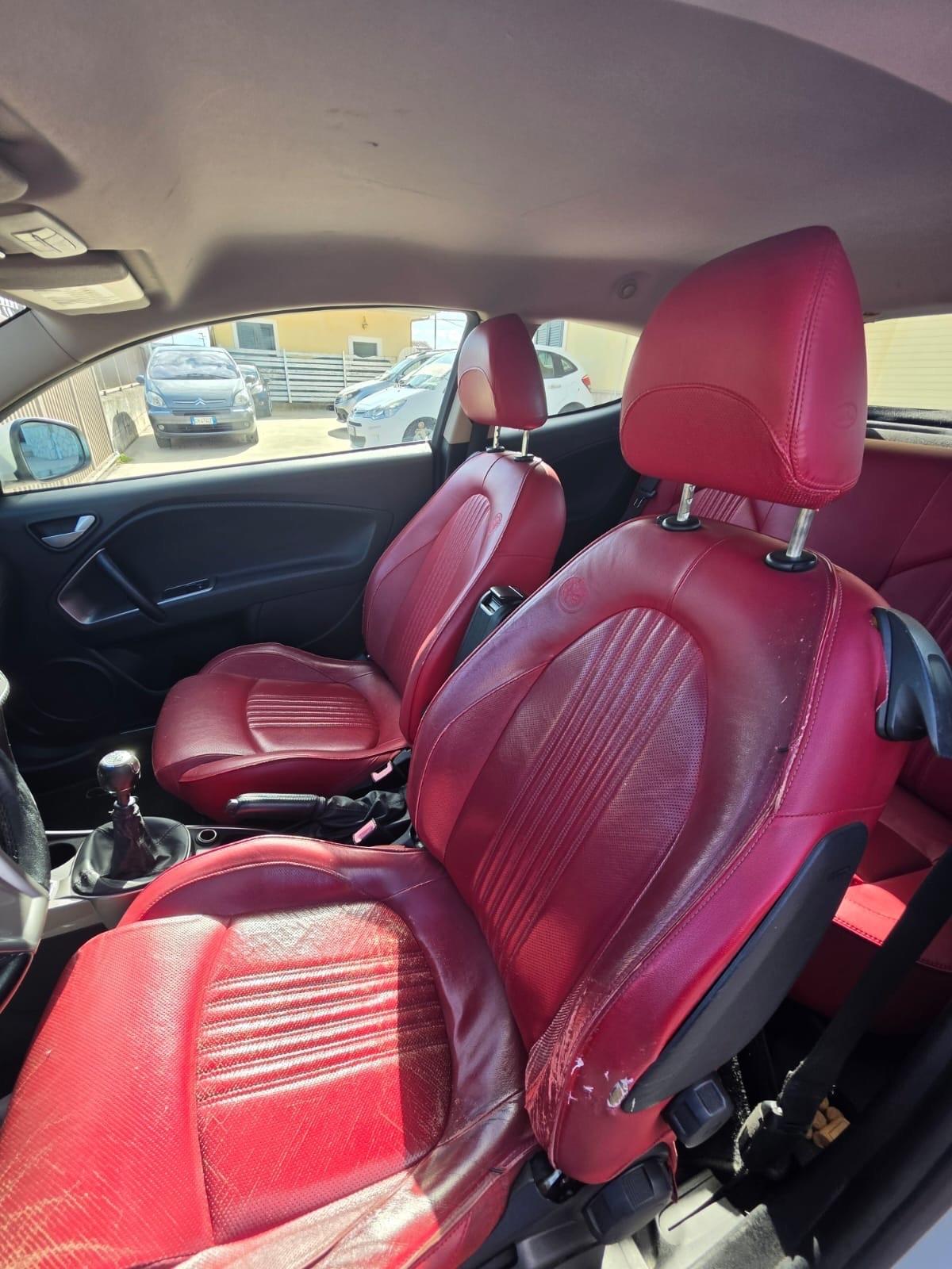 Alfa Romeo MiTo 1.6 JTDm 16V Distinctive Premium Pack