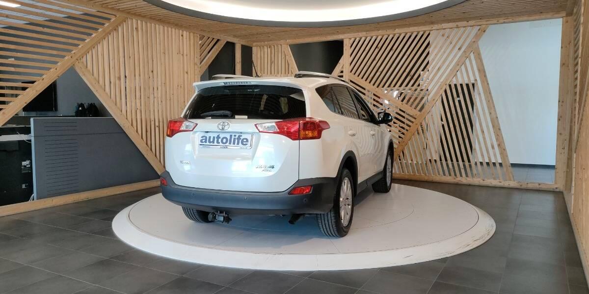 Toyota Rav4 2.2 d-cat Style 4wd 150cv auto