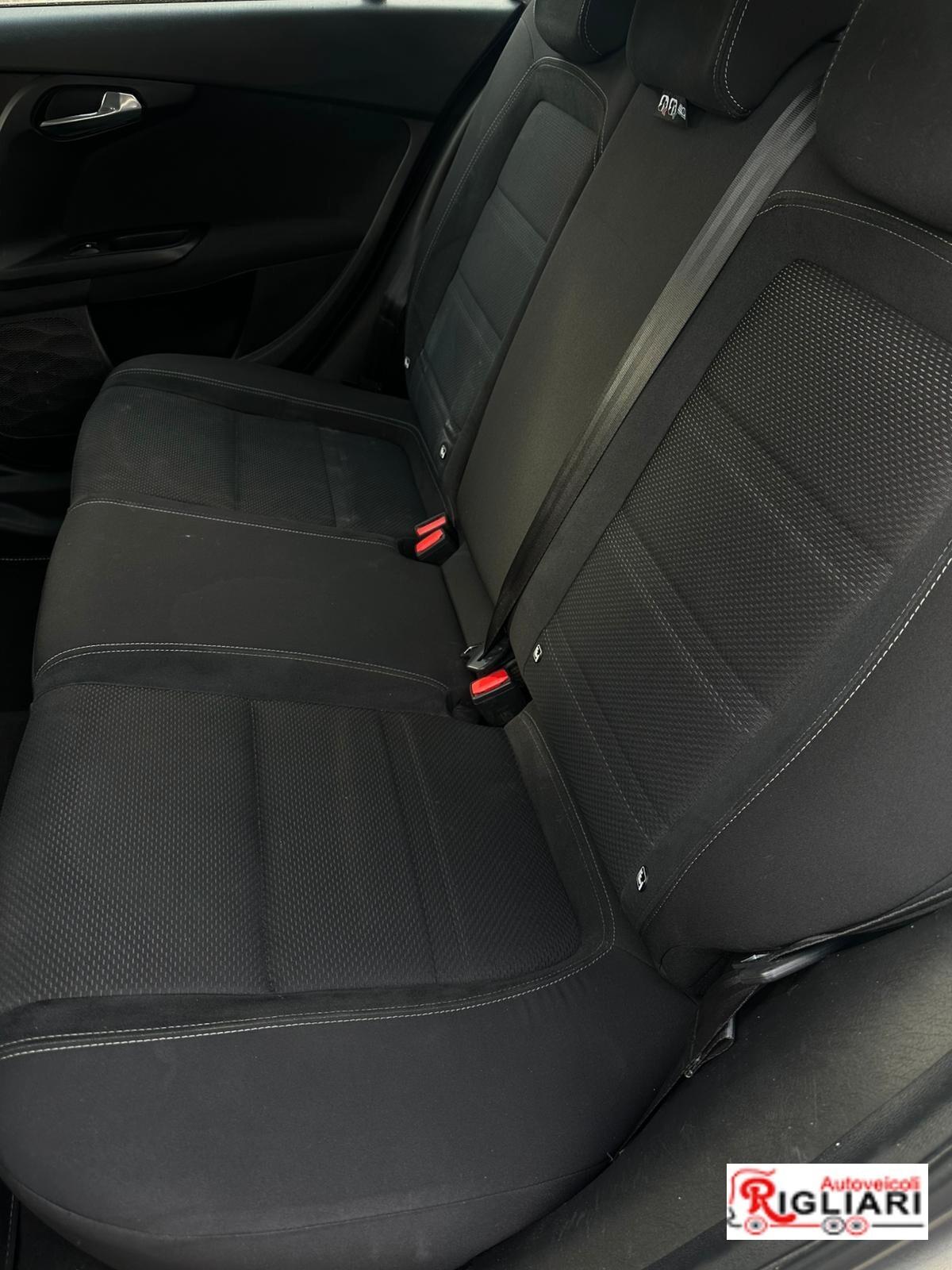 Fiat Tipo 1.6 Mjt S&S SW Lounge - Solo 133.233 Km!
