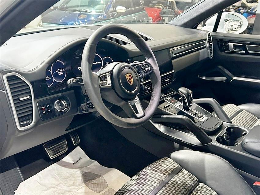 Porsche Cayenne Coupé 4.0 V8 Turbo