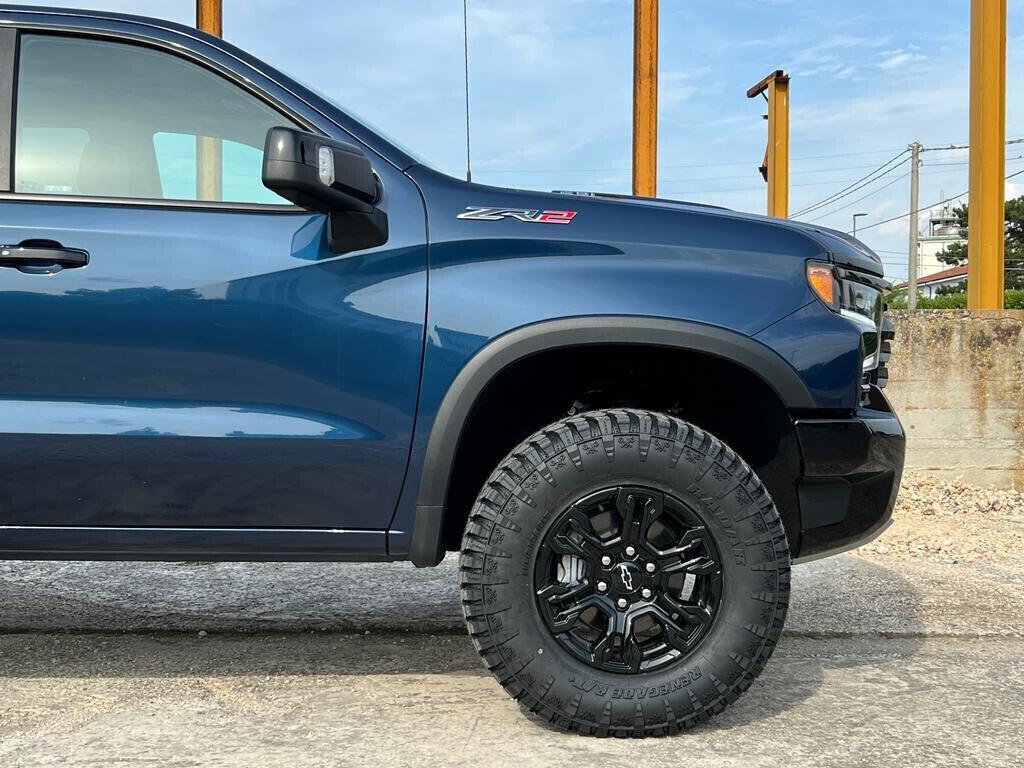 Chevrolet Silverado 6.2 L V8 4X4 ZR2