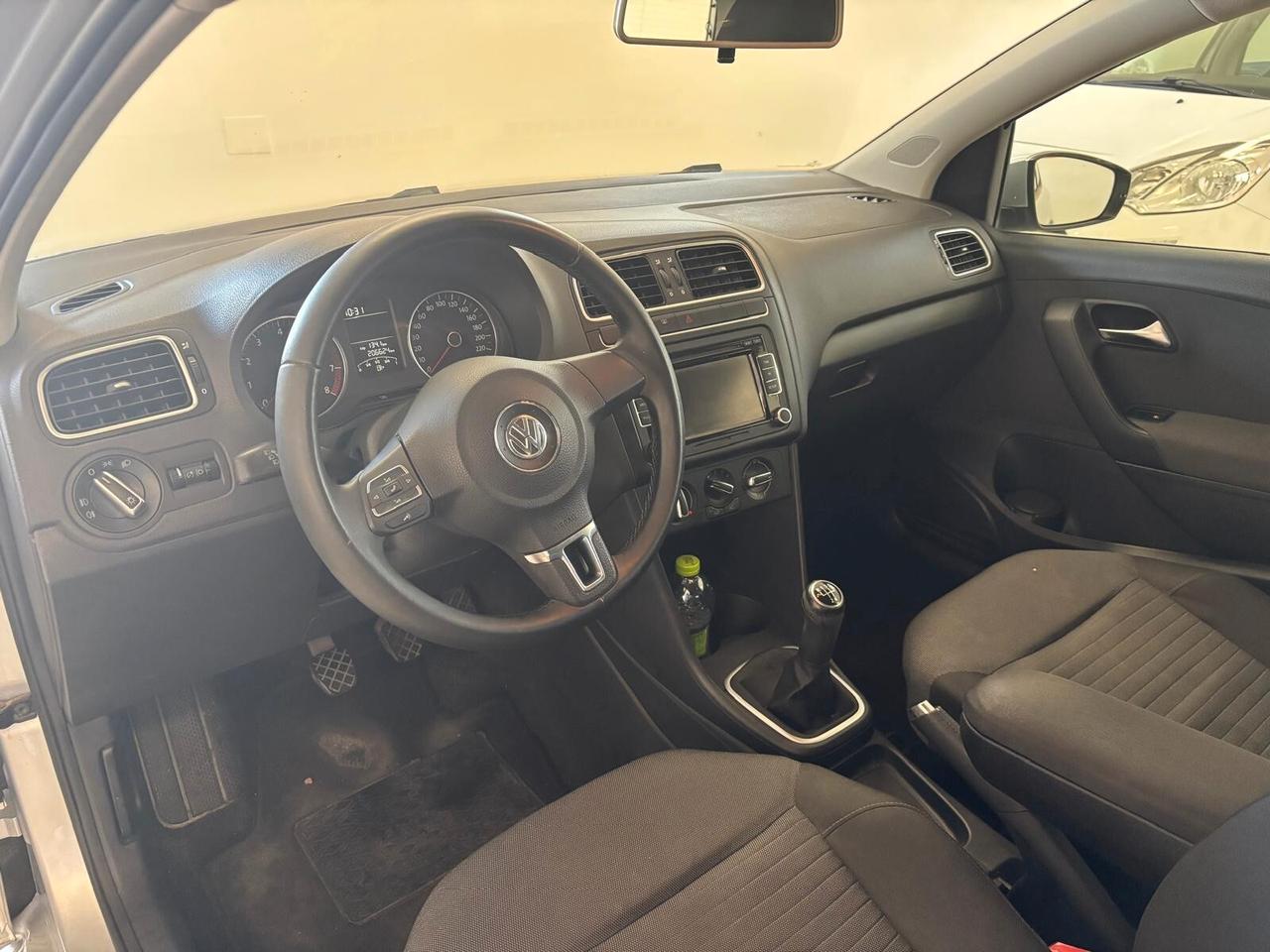 VOLKSWAGEN POLO ANNO 2011 BZ 1.2 ADATTA NEOPATENTATI KM 200 mila