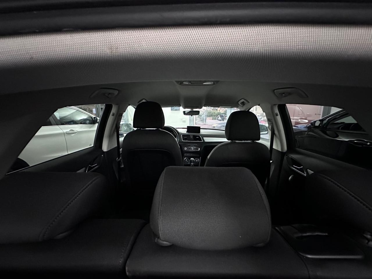 Audi Q3 2.0 TDI 120 CV Business