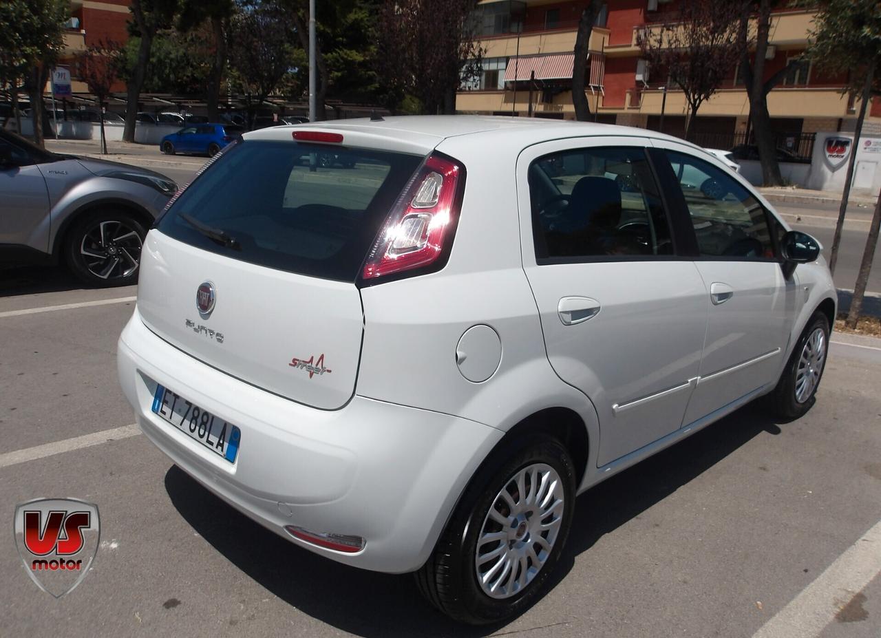 FIAT PUNTO 1.4 BENZ-2013