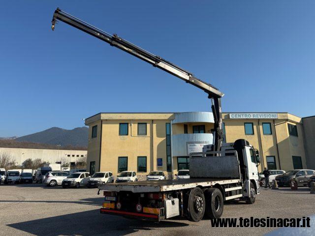 MERCEDES-BENZ ACTROS CON GRU HIAB 166 E-3 RADIOCOMANDO