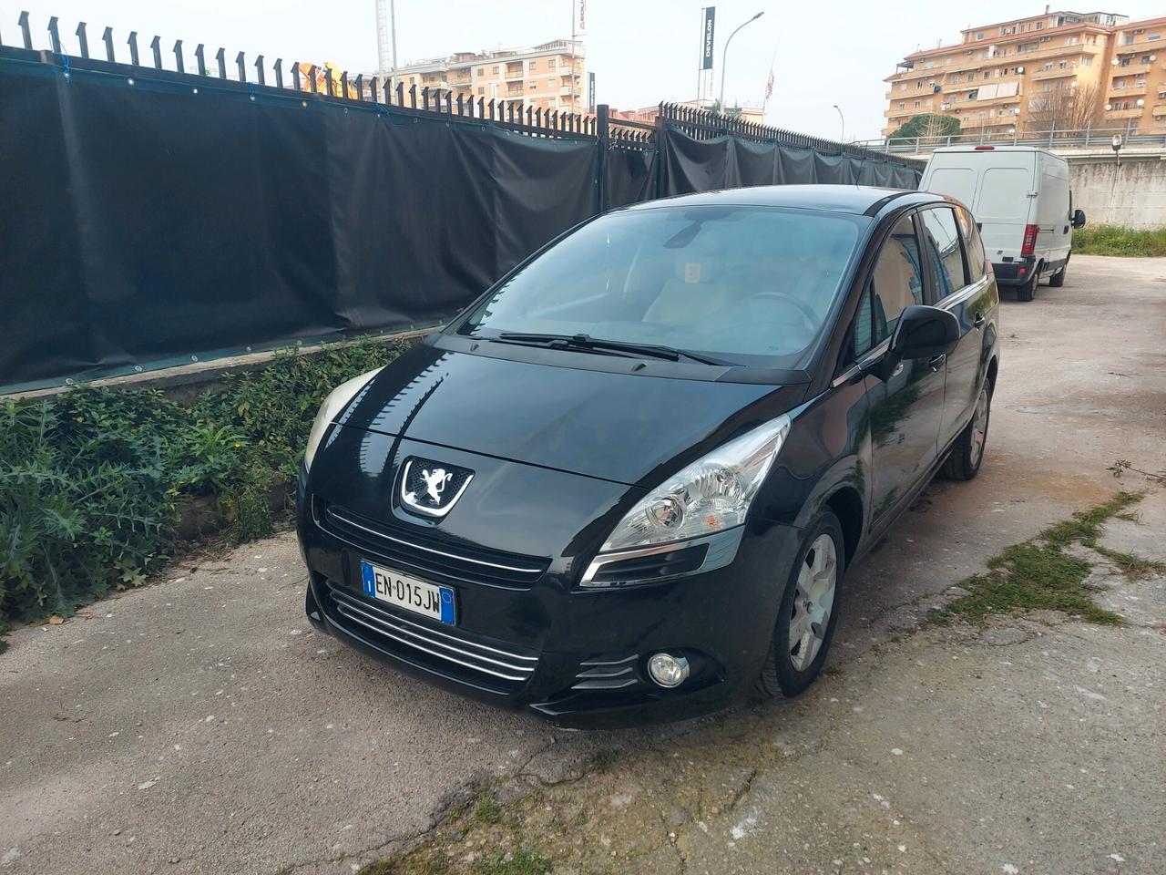 Peugeot 5008 1.6 HDi 110cv ottimo stato