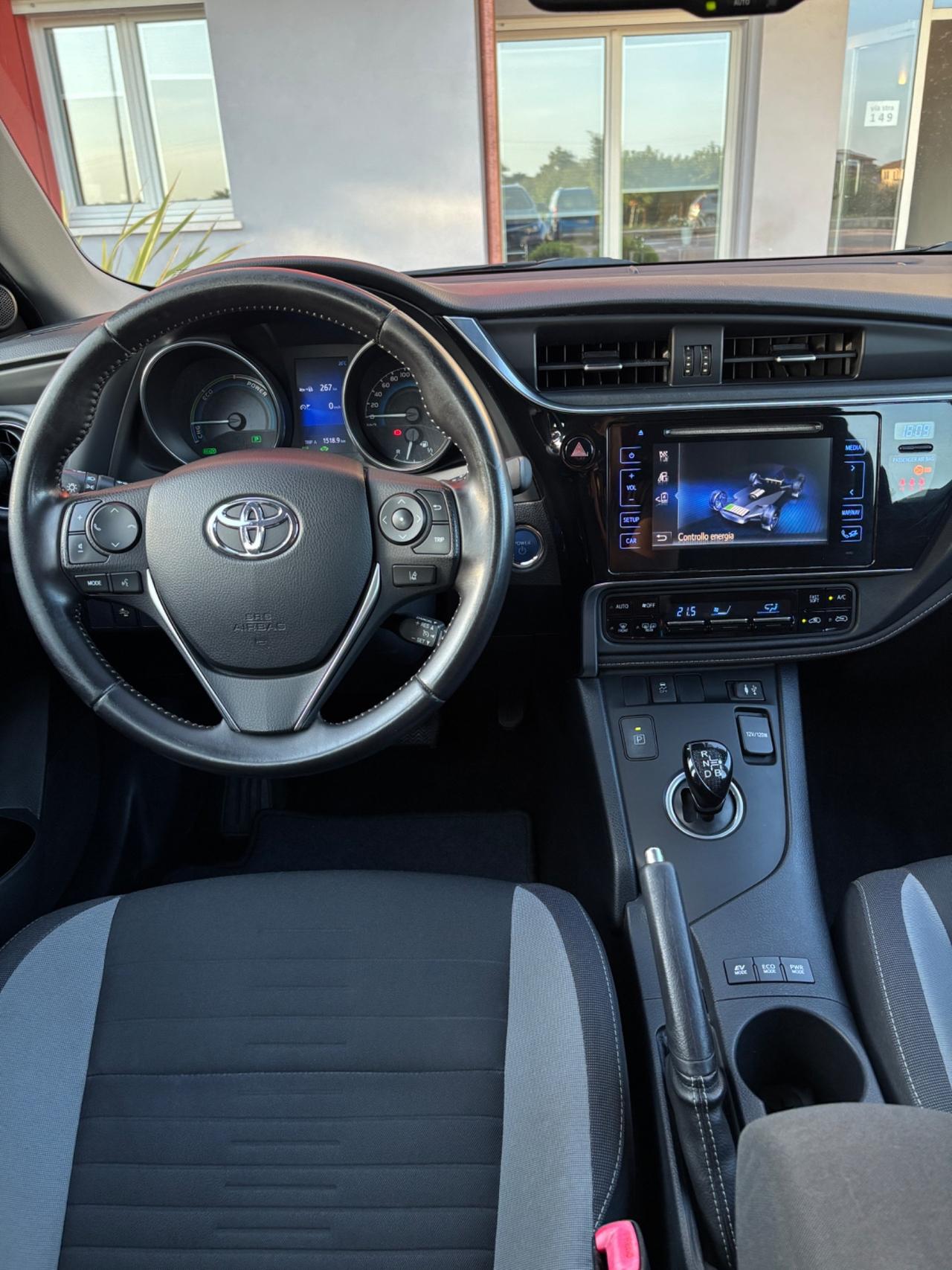 Toyota Auris Touring Sports 1.8 Hybrid Active