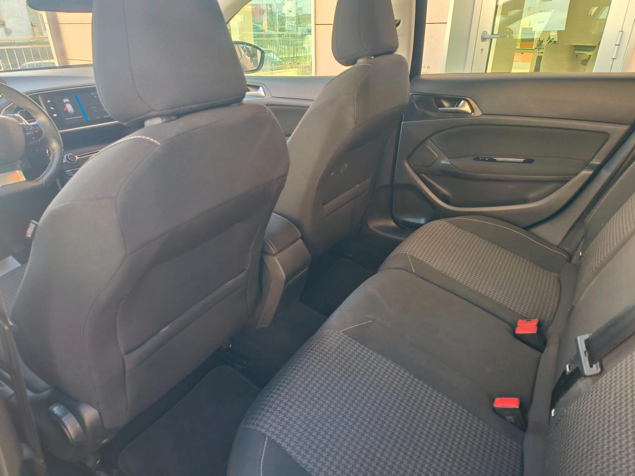 Peugeot 308 BlueHDi 100 S&S SW Active