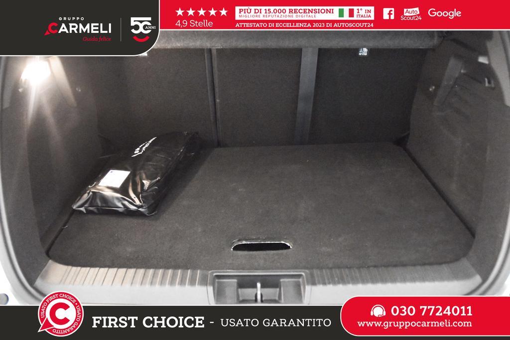 Renault Captur 1.6 E-TECH Hybrid Techno Fast Track Auto