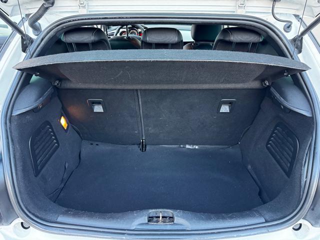 DS AUTOMOBILES DS 3 1.6 e-HDi 90 airdream Just Black