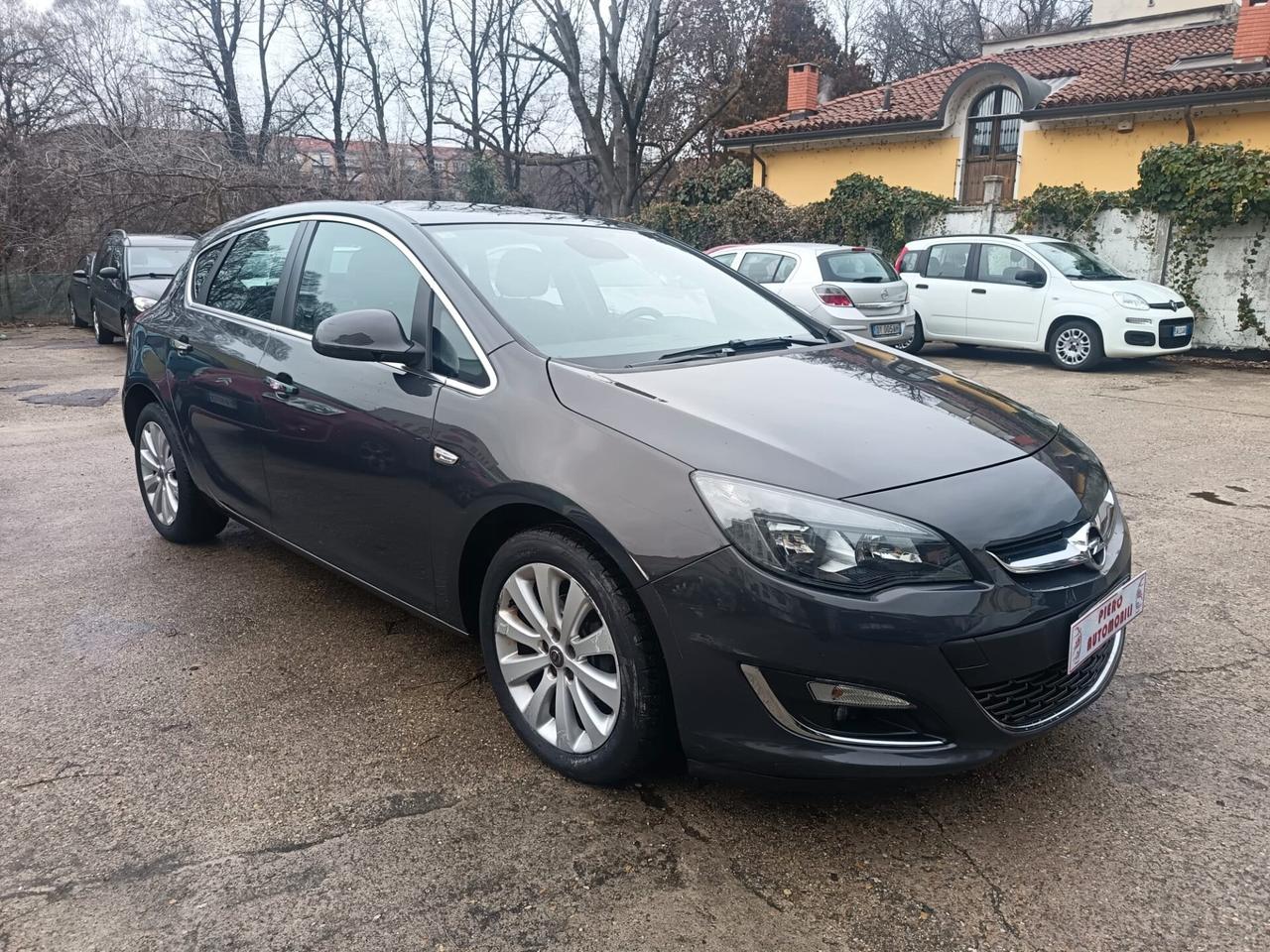 Opel Astra 1.4 Turbo 140CV 5 porte GPL Tech Cosmo