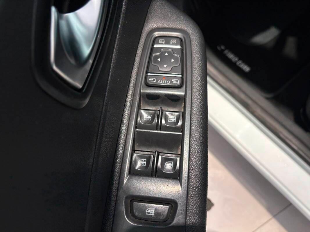 Renault Captur 1.5 dci Intens 110cv