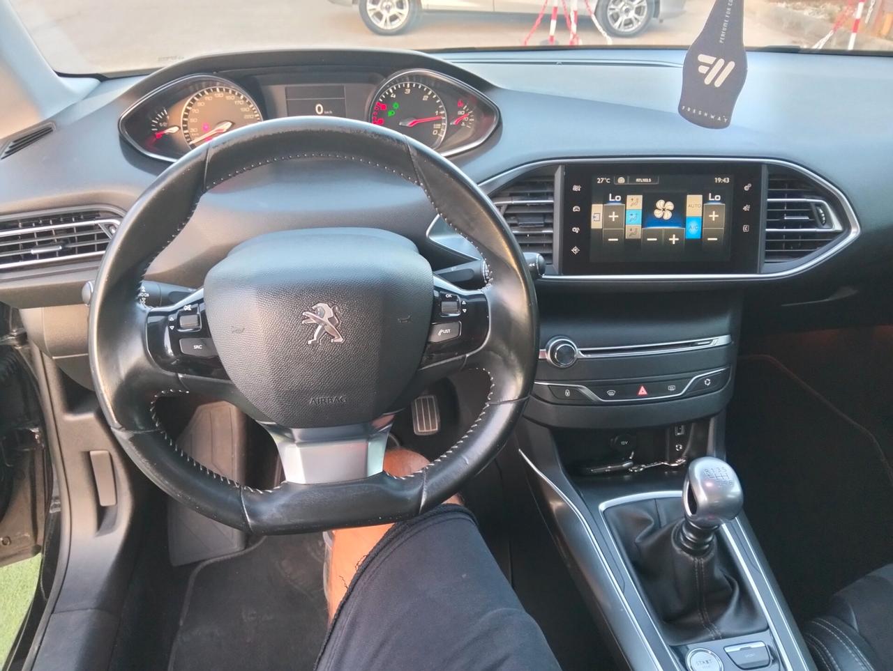 Peugeot 308 BlueHDi 150 S&S Allure
