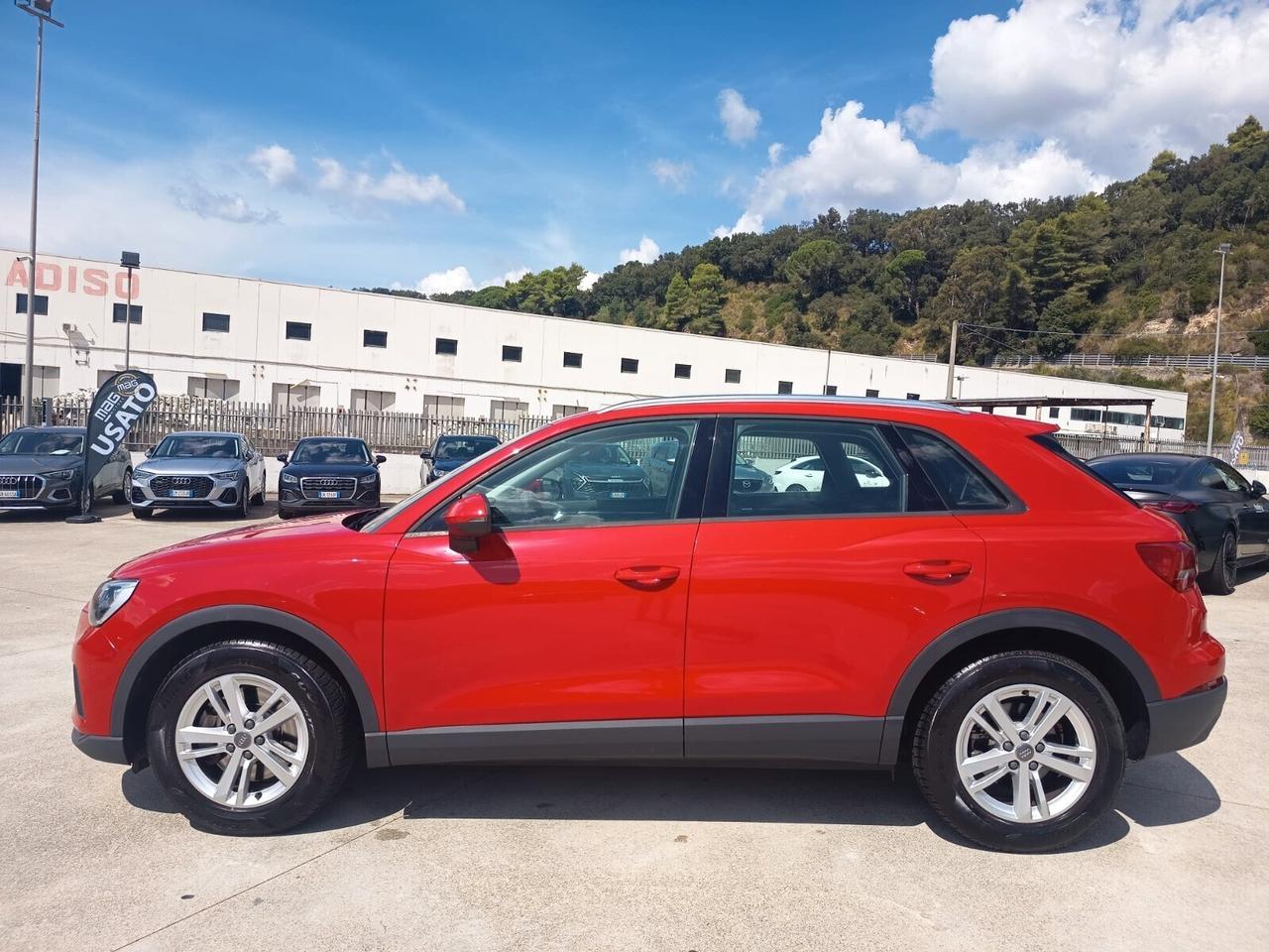 Audi Q3 40 TDI quattro S tronic Business